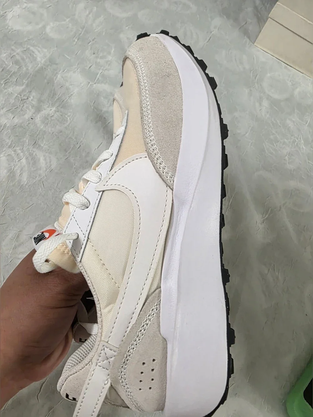 Nike Men's  Waffle Beige and White Retro Runner Sneakers Size 8